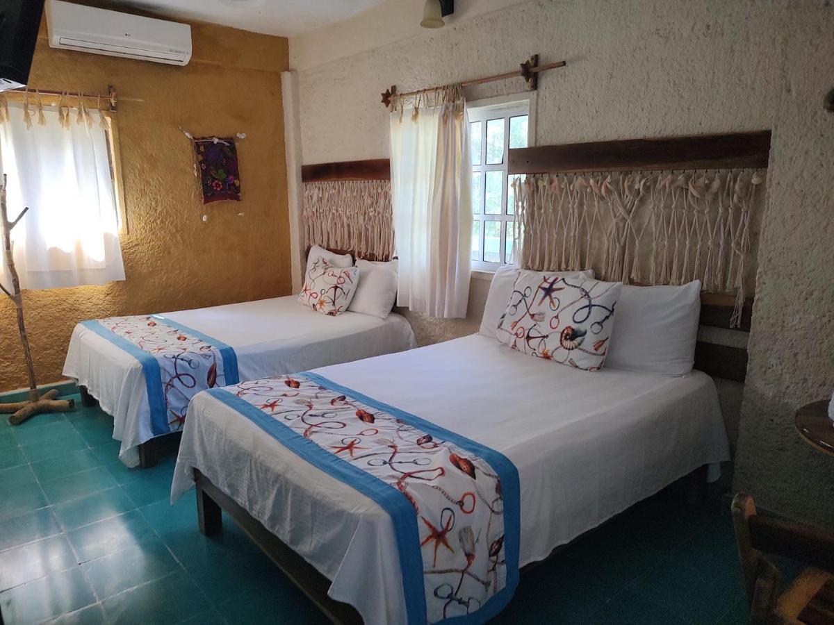 Hotel Gutierrez เซเลสตุน ภายนอก รูปภาพ